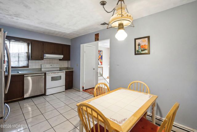 444 W Lookout Avenue, Hackensack, NJ 07601