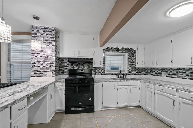 752 Social Street, Woonsocket, RI 02895