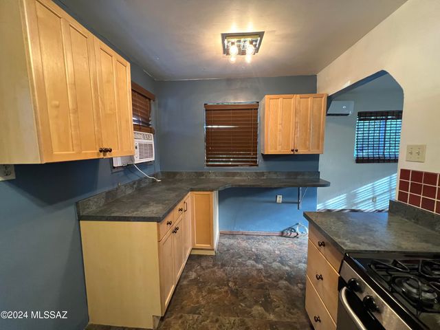 2730 N Martin Avenue, Tucson, AZ 85719