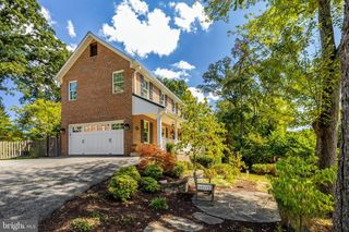 4211 ORCHARD DR, Fairfax, VA 22032