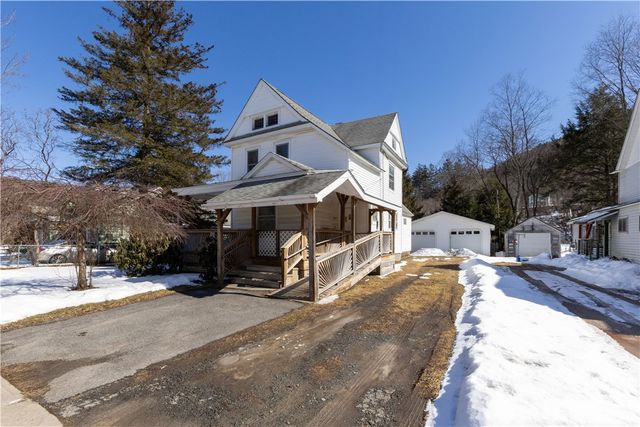 94 Griswold Street, Walton, NY 13856