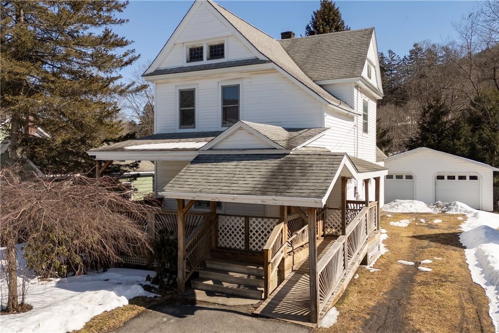 94 Griswold Street, Walton, NY 13856