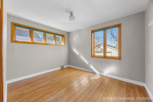 882 Hillside Avenue, Glen Ellyn, IL 60137