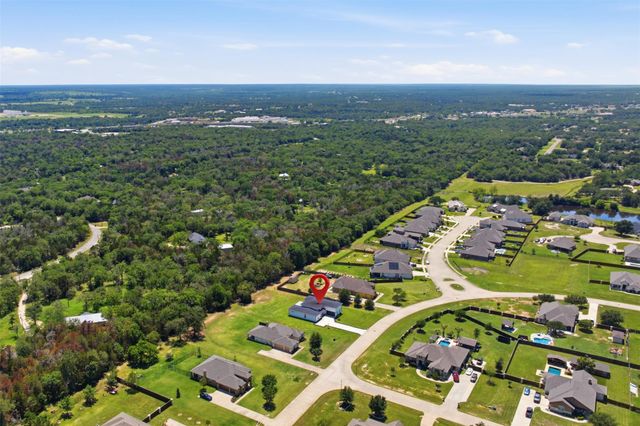 307 Chisholm TRL, Bastrop, TX 78602