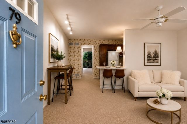 79 Carriage Ln, Sparta Twp., NJ 07871