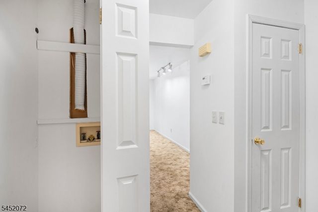 79 Carriage Ln, Sparta Twp., NJ 07871