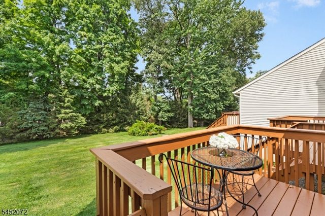 79 Carriage Ln, Sparta Twp., NJ 07871