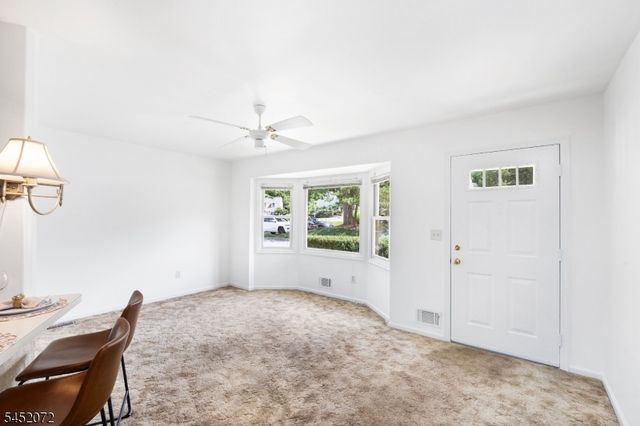 79 Carriage Ln, Sparta Twp., NJ 07871