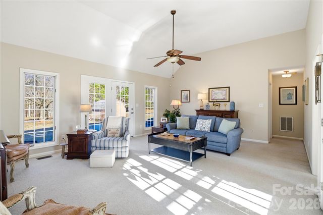 209 Fox Fire Run, Gastonia, NC 28052