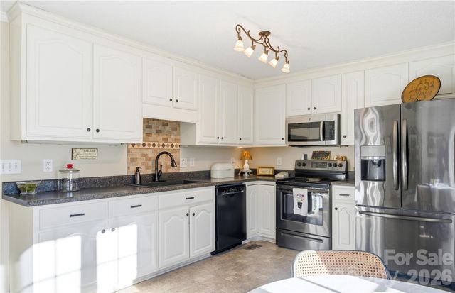 209 Fox Fire Run, Gastonia, NC 28052