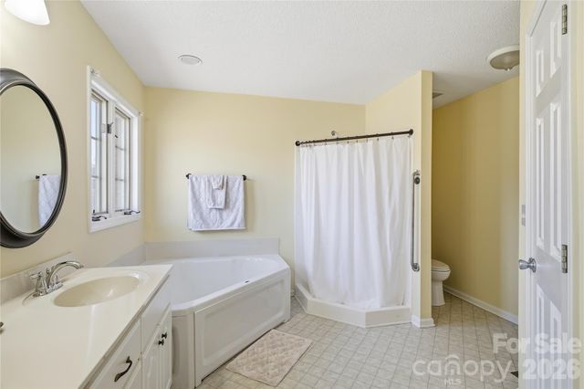 209 Fox Fire Run, Gastonia, NC 28052