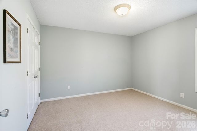 209 Fox Fire Run, Gastonia, NC 28052