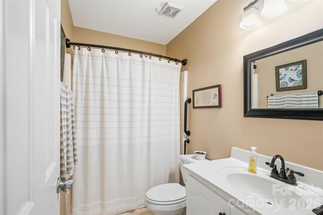 209 Fox Fire Run, Gastonia, NC 28052