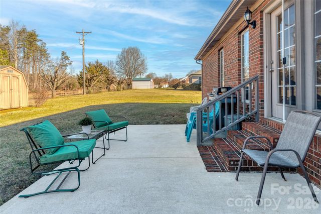 209 Fox Fire Run, Gastonia, NC 28052