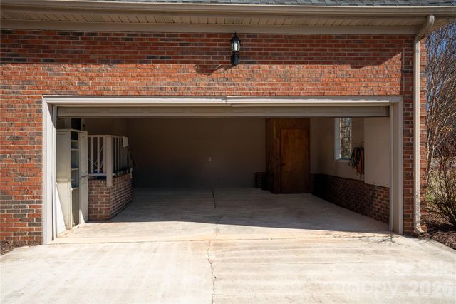 209 Fox Fire Run, Gastonia, NC 28052