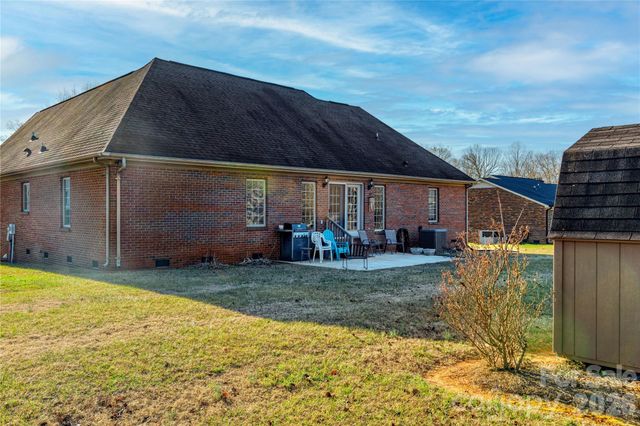 209 Fox Fire Run, Gastonia, NC 28052