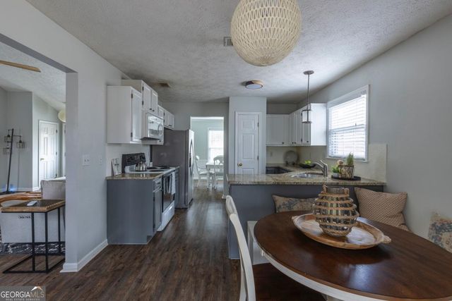 2248 Arbor Forest Trail SW, Marietta, GA 30064