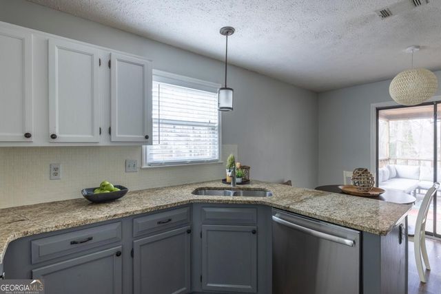 2248 Arbor Forest Trail SW, Marietta, GA 30064