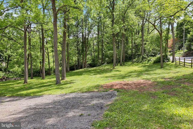 34 WESTLEY RD, Mohnton, PA 19540
