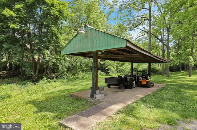 34 WESTLEY RD, Mohnton, PA 19540