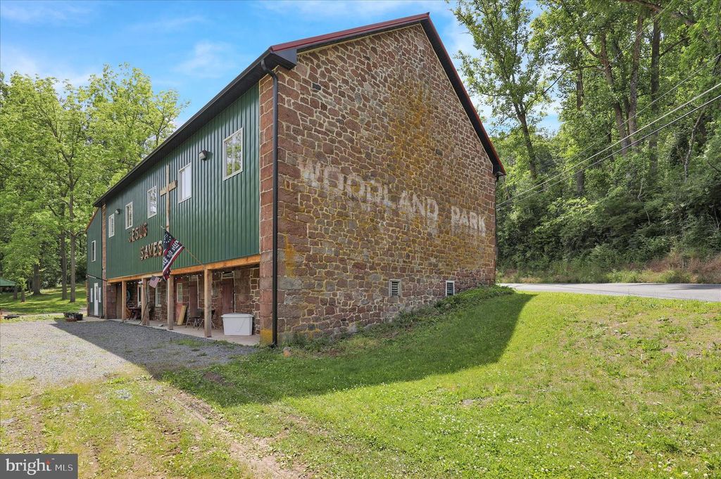 34 WESTLEY RD, Mohnton, PA 19540