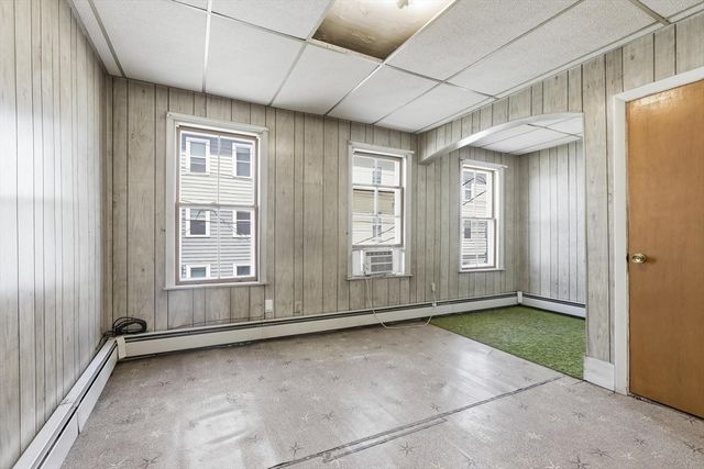 43 Morris St, Boston, MA 02128