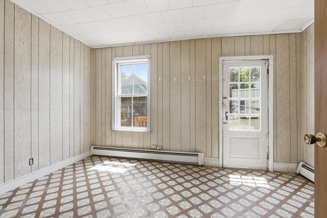 43 Morris St, Boston, MA 02128