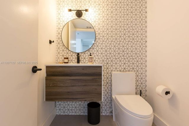 17600 N Bay Rd N403, Sunny Isles Beach, FL 33160