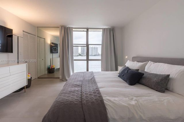 17600 N Bay Rd N403, Sunny Isles Beach, FL 33160