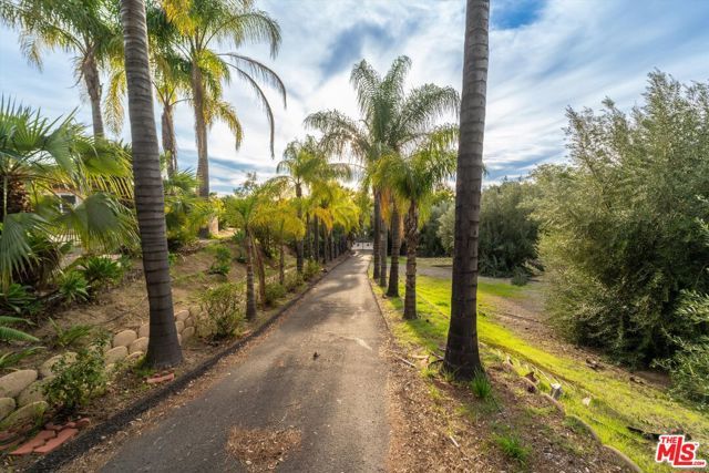 39700 Avenida Arizona, Temecula, CA 92591