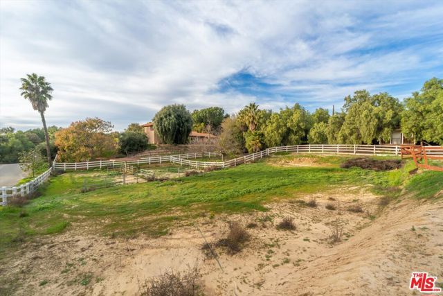 39700 Avenida Arizona, Temecula, CA 92591