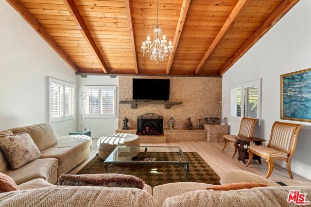 39700 Avenida Arizona, Temecula, CA 92591