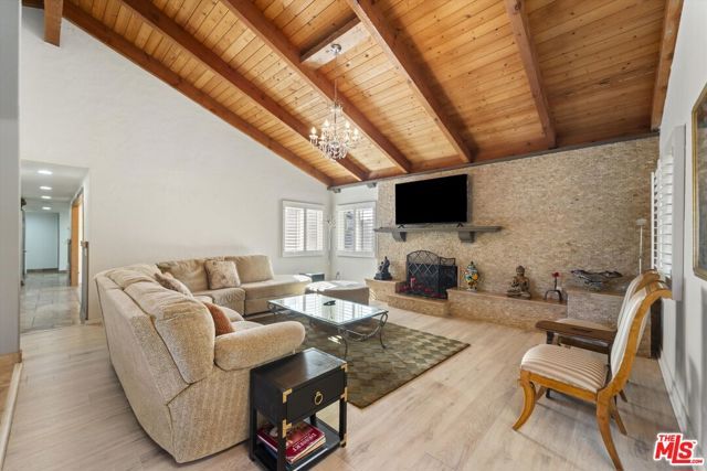39700 Avenida Arizona, Temecula, CA 92591