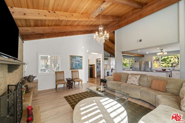 39700 Avenida Arizona, Temecula, CA 92591