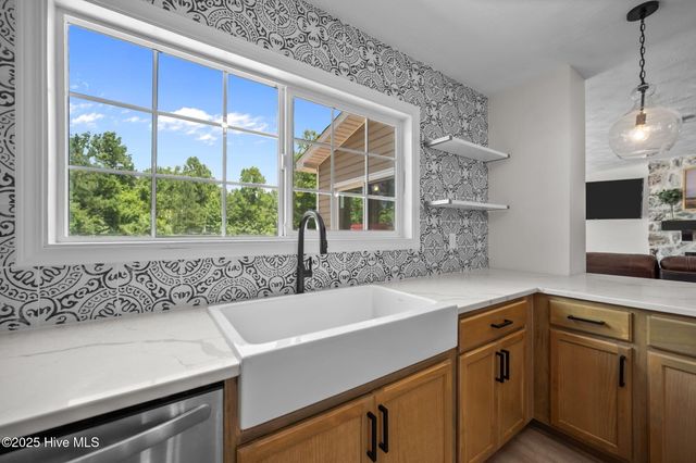 507 Jackson Court, Jacksonville, NC 28540