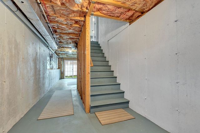 24 River Point Dr 6, Ipswich, MA 01938