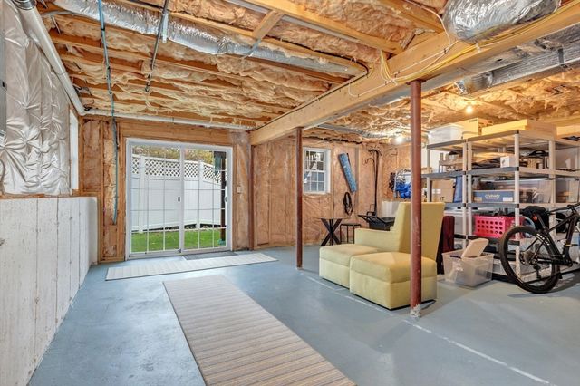 24 River Point Dr 6, Ipswich, MA 01938