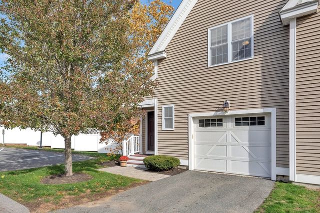 24 River Point Dr 6, Ipswich, MA 01938