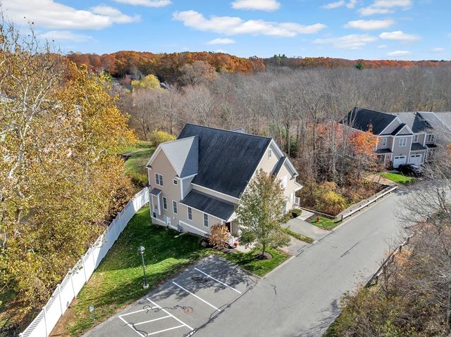 24 River Point Dr 6, Ipswich, MA 01938