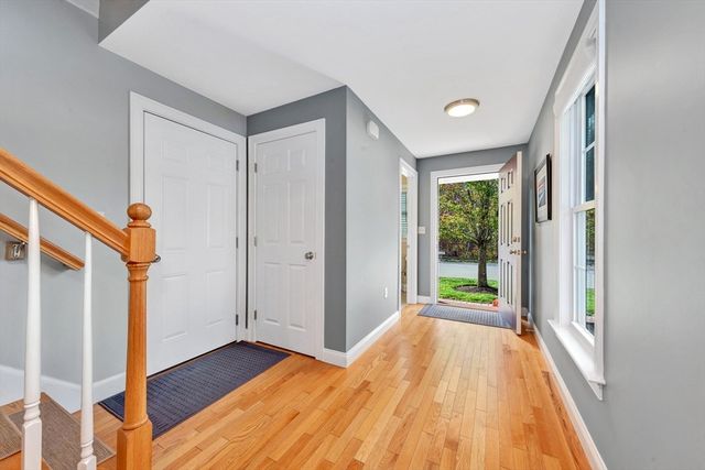 24 River Point Dr 6, Ipswich, MA 01938