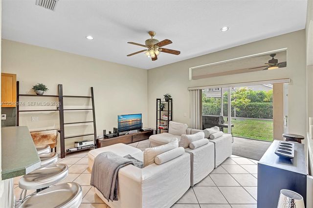 3711 Falcon Ridge Circle, Weston, FL 33331