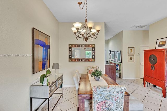 3711 Falcon Ridge Circle, Weston, FL 33331