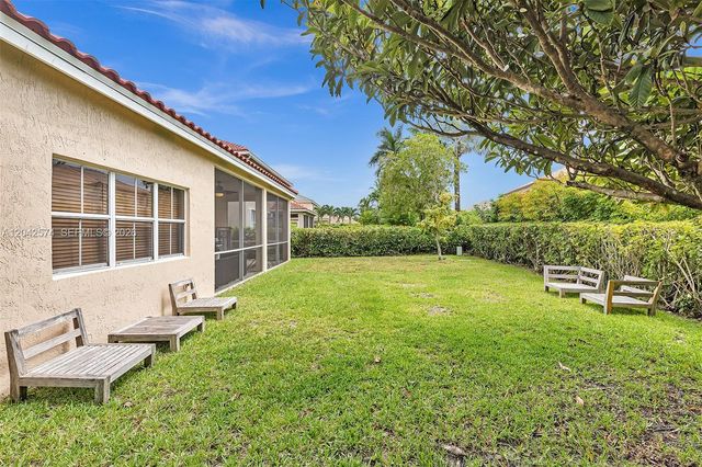 3711 Falcon Ridge Circle, Weston, FL 33331