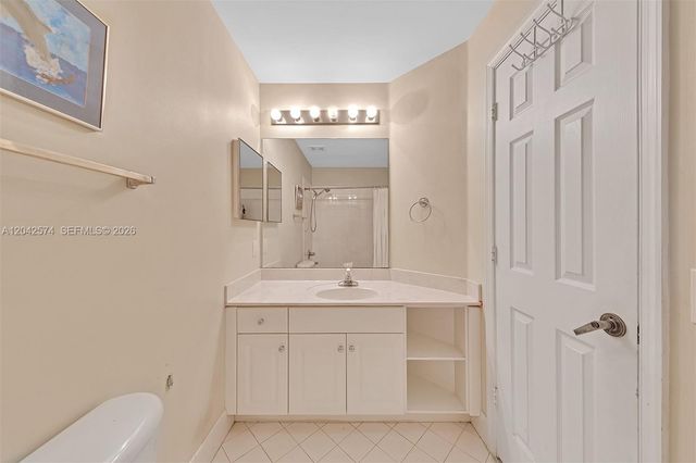 3711 Falcon Ridge Circle, Weston, FL 33331