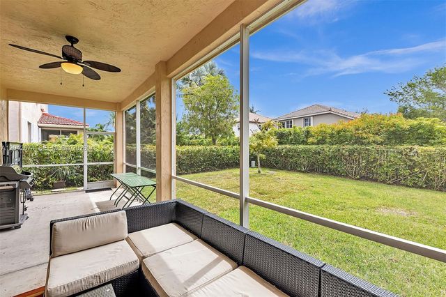 3711 Falcon Ridge Circle, Weston, FL 33331