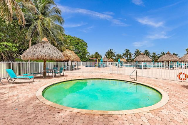 3711 Falcon Ridge Circle, Weston, FL 33331