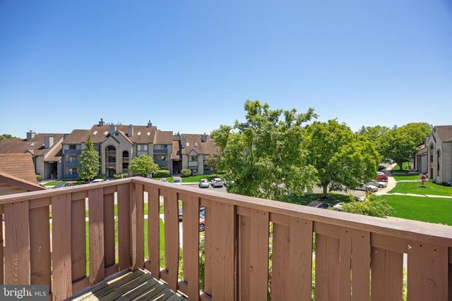 4214-C ABERDEEN DR, Mount Laurel, NJ 08054