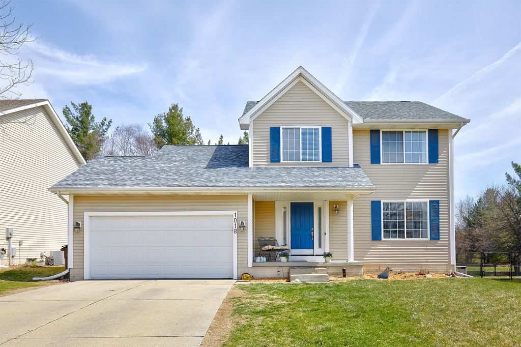 1018 S 50th Place, West Des Moines, IA 50265