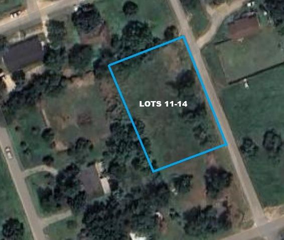 749 Caldwell ST, Lexington, TX 78947