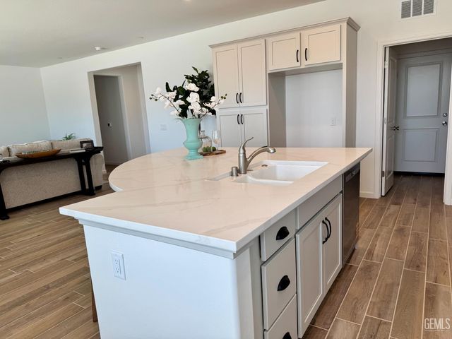 15123 Garethford Street, Bakersfield, CA 93311